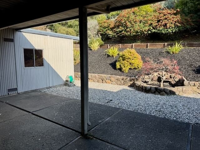 Building Photo - 525 Comstock Dr