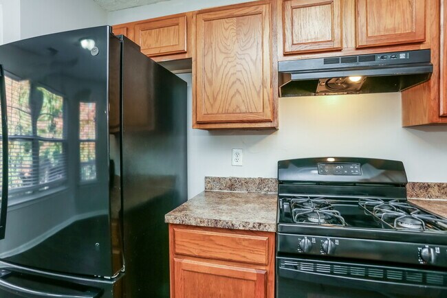 Building Photo - 3105 Brookfield Dr SW