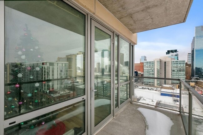 Building Photo - 929 Portland Ave