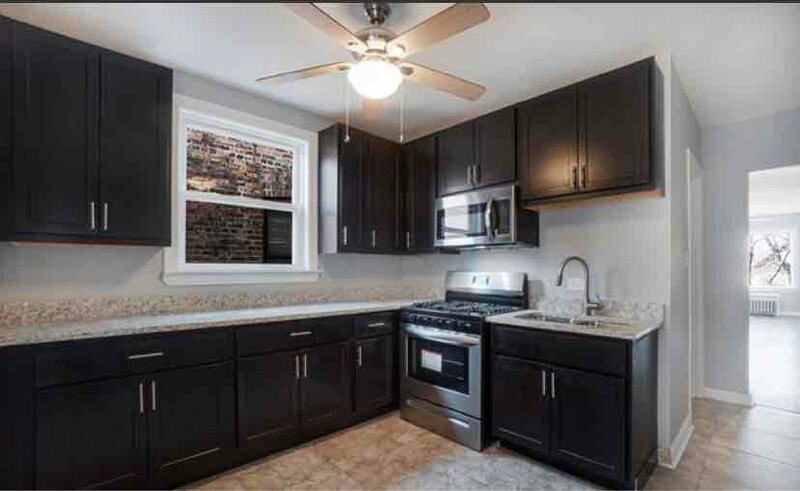 Building Photo - 8549 S Aberdeen St