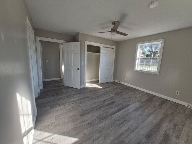 Building Photo - 2 Bedroom on Woebegona