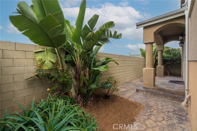 Building Photo - 11963 Manor Dr