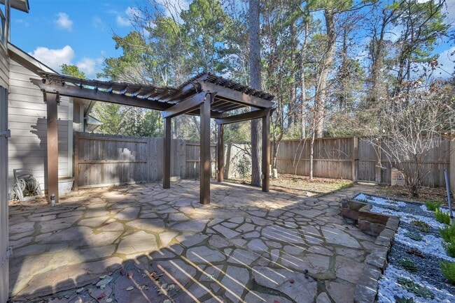 Building Photo - 115 E Greenhill Terrace Pl