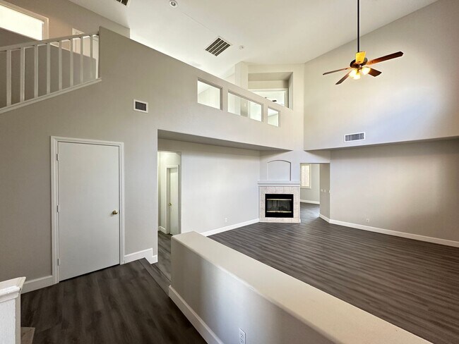 Building Photo - HEATHERWOOD