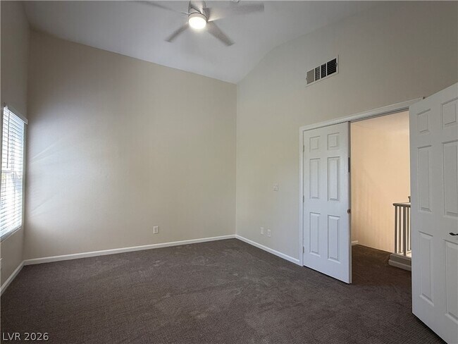 Building Photo - 1908 Thunder Ridge Cir