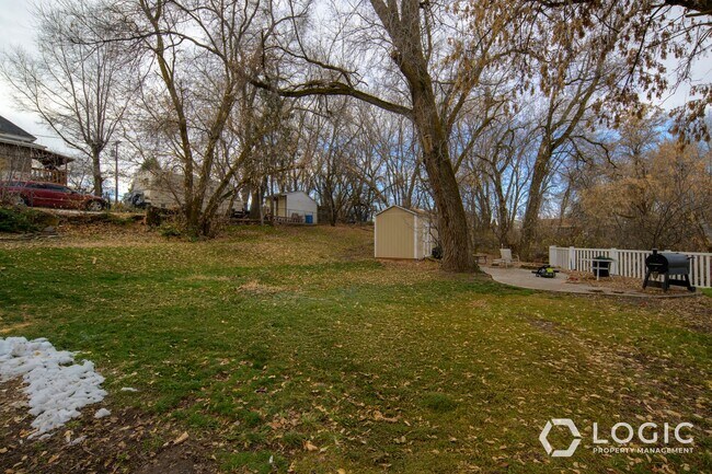 Building Photo - 3151 Quincy Ave