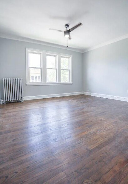 Building Photo - 3224 N Linder Ave