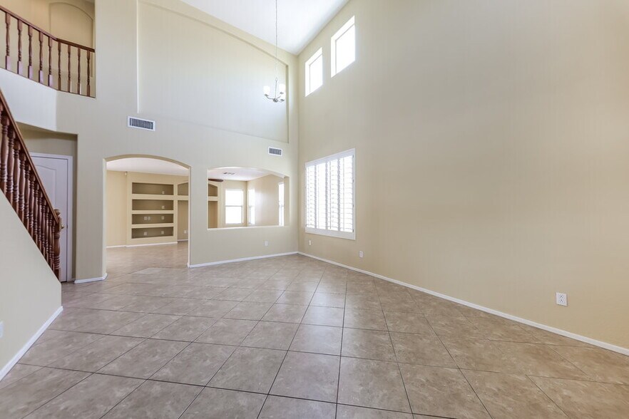 Building Photo - 27717 N 64th Dr