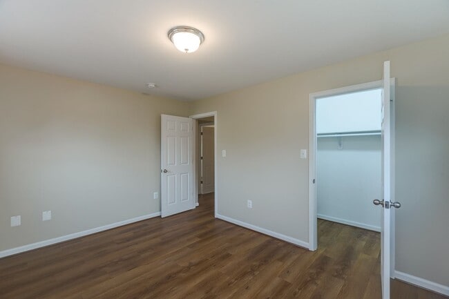 Building Photo - 9202 Douglas St