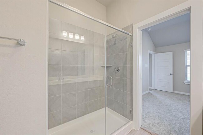 Building Photo - 8154 Royal Breeze Dr