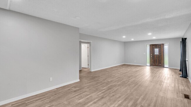 Building Photo - 1307 S 77th E Ave