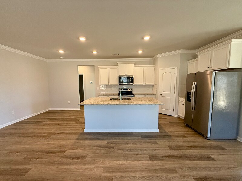 Building Photo - 160 High Leaf Dr