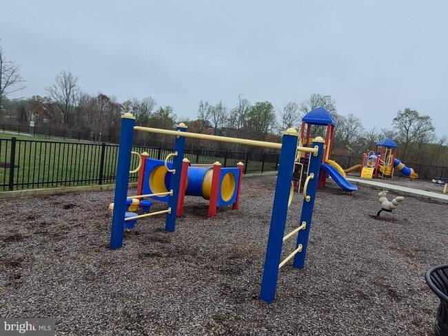 Building Photo - 9707 Glassy Creek Way