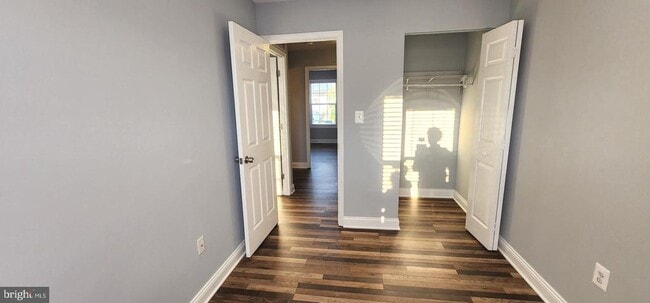 Building Photo - 483 Arwell Ct