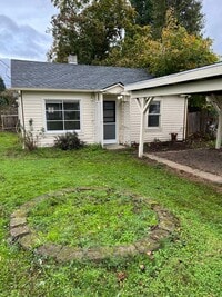 Building Photo - Small 2 bedroom home with carport