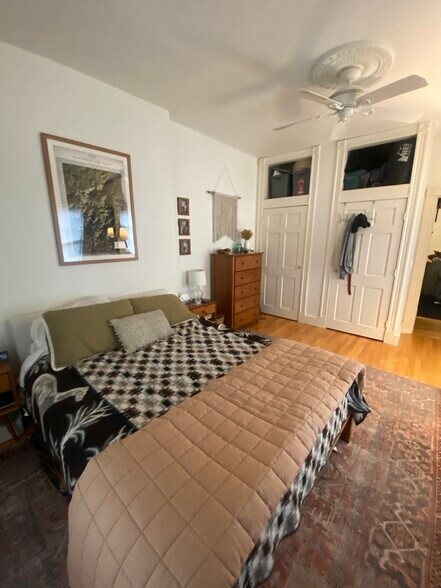 Building Photo - 27 Holton St