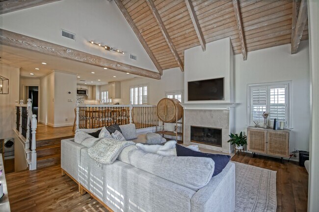 Building Photo - BEAUTIFULLY REMODELED, HIGH-END REDONDO HILLS HOME W/ AMAZING GREAT ROOM LIVING SPACE, 2 BALCONIE...