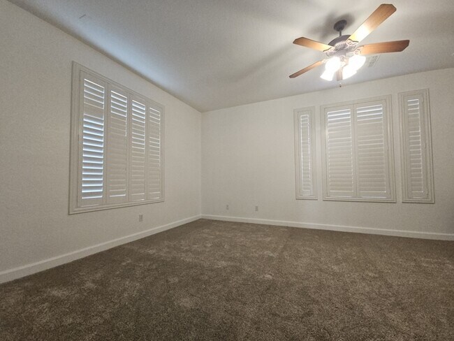 Building Photo - 1701 E Kramer St