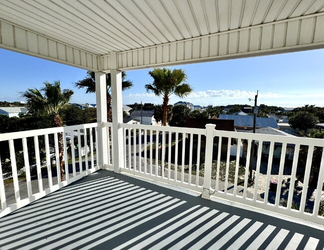 Building Photo - Bid-a-Wee Beach Gulf View -Long Term Rental!