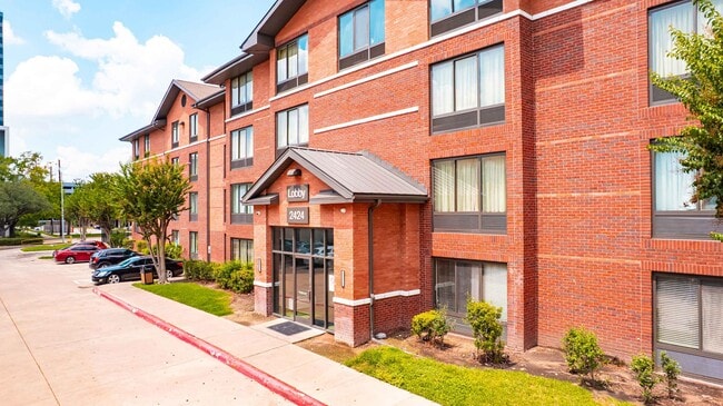 Building Photo - 2424 W Sam Houston Pkwy S