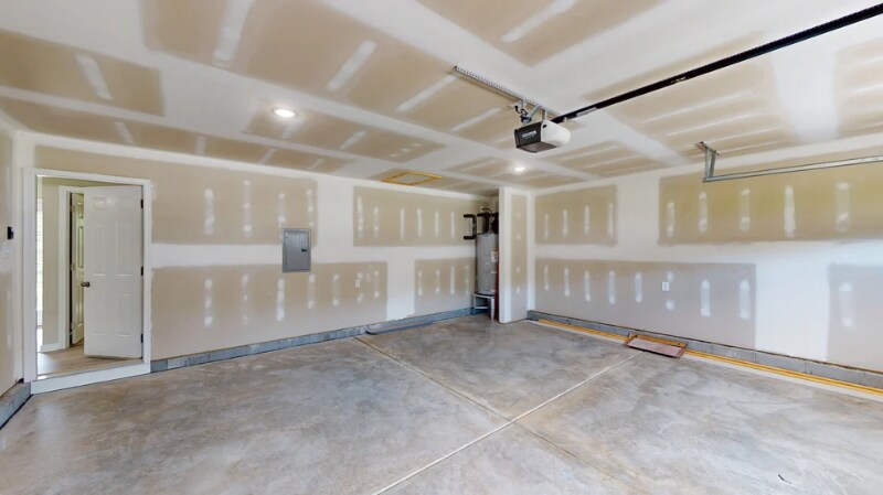 Building Photo - 108 Red Maple Pl