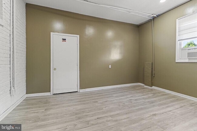 Building Photo - 8030 New Riggs Rd