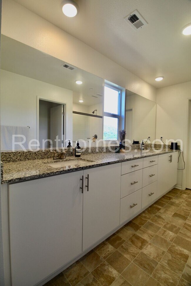 Building Photo - 34742 Criollo Wy