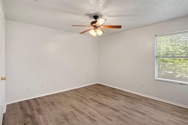 Building Photo - 4607 Green Meadow Dr