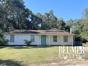 Building Photo - 2292 Sparrow Ln