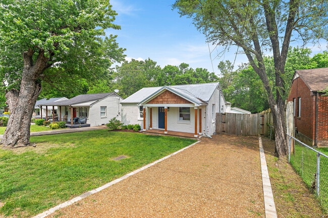 Building Photo - 806 Washington Ave