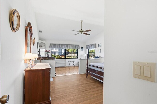 Building Photo - 24 Chippeway Ct