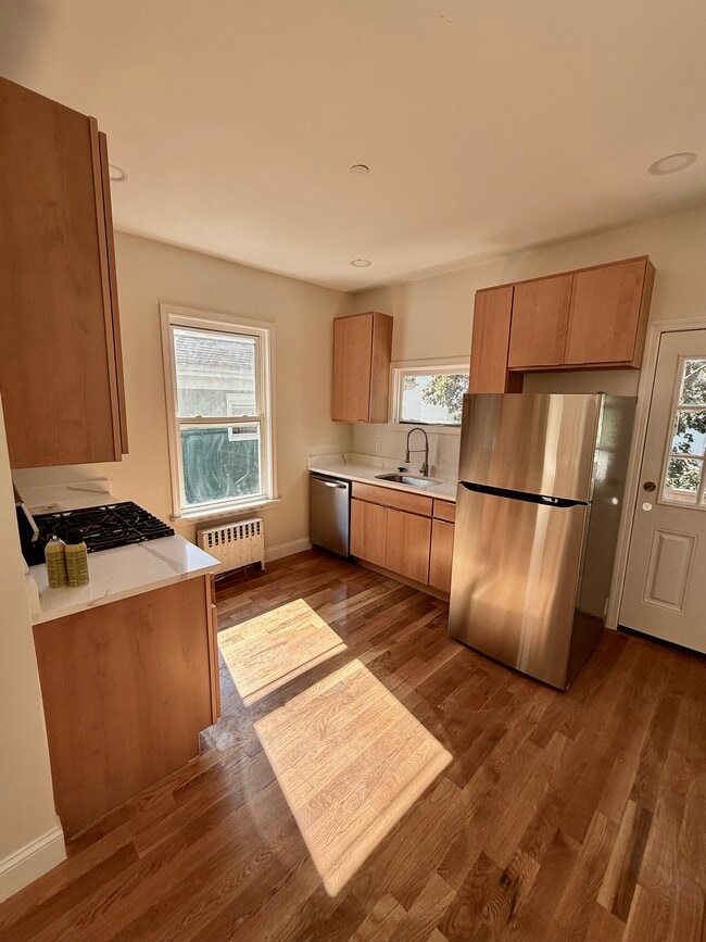 Primary Photo - Chestnut Street Residences