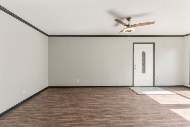Building Photo - Newly renovated home with a large yard per...