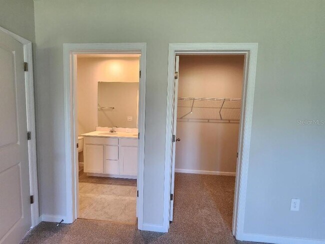 Building Photo - 814 172nd Ct E