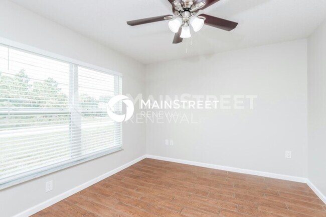 Building Photo - 4 Bedroom Pet-Friendly Home in PALM BAY, FL with Main Street Renewal