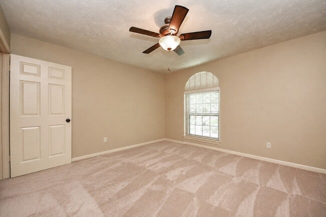 Building Photo - 2307 Stephens Grant Dr