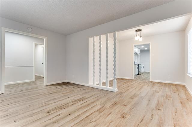 Building Photo - 826 Wildgrove Dr