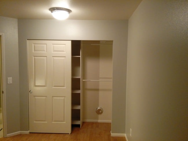 Building Photo - 5000 NW Village Park Dr