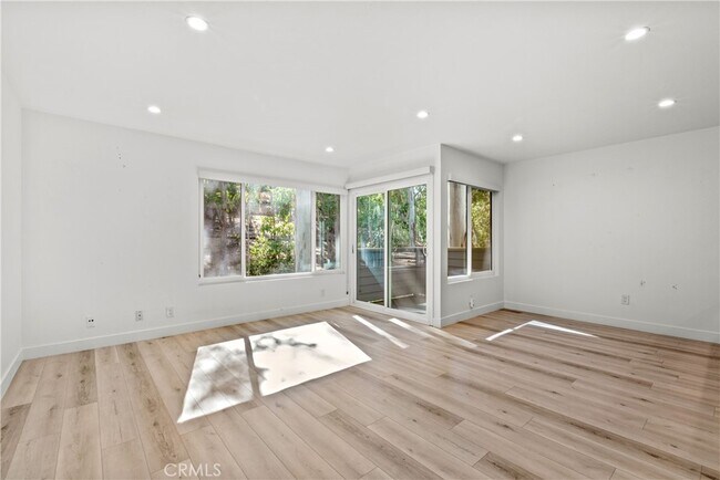 Building Photo - 22317 Vista Verde Dr