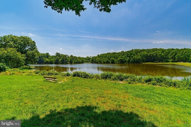 Building Photo - 6012 Westchester Dr