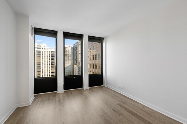 Building Photo - 100 E Walton St