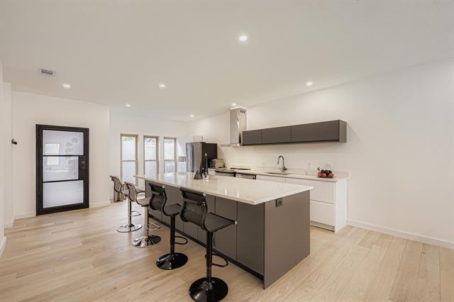 Building Photo - 12364 Montego Plaza