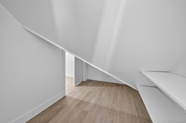 Building Photo - 12 N Church St