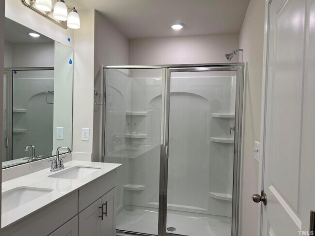 Building Photo - 926 Clearhaven Ln