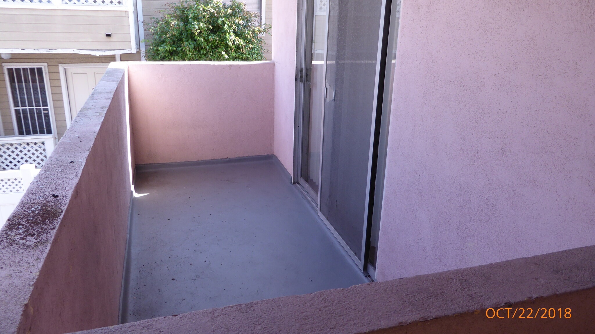 Balcony - 1845 S Barrington Ave