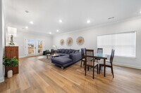 Building Photo - 1519 Spring Berry Ln