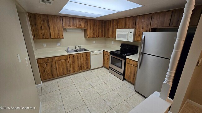 Building Photo - 3213 Murrell Rd