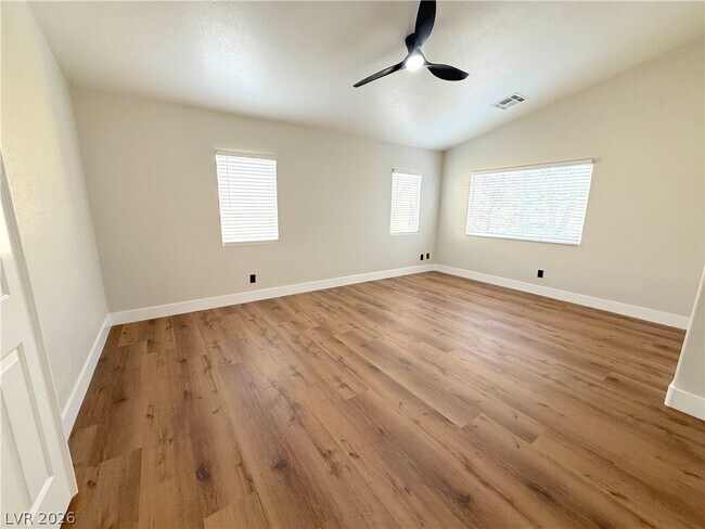 Building Photo - 224 Wicked Wedge Way