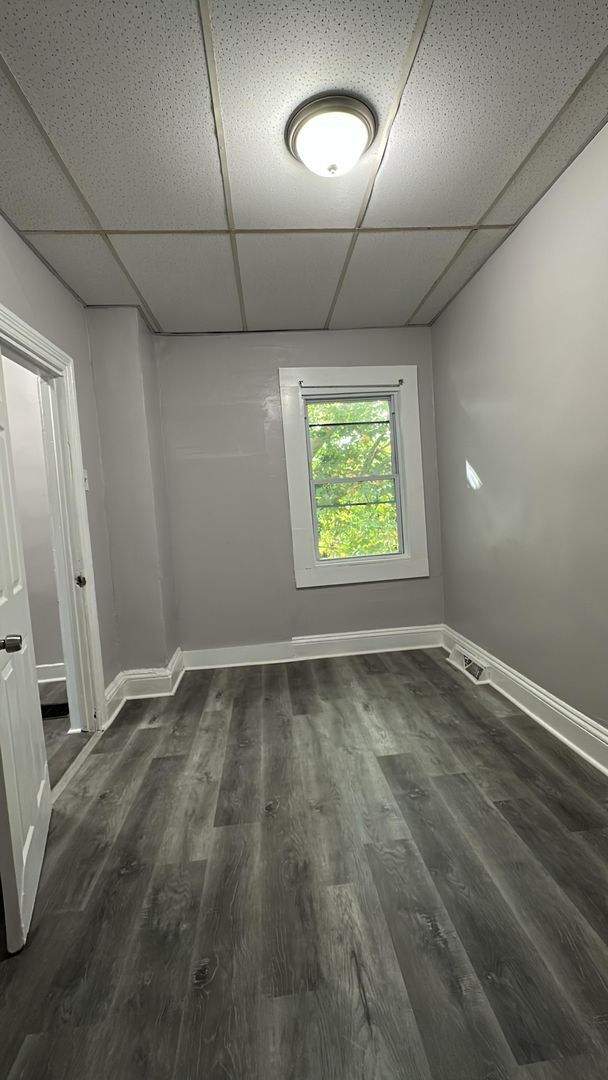 Building Photo - 89 Poplar St