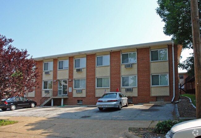 Building Photo - 3555 Bingham Ave